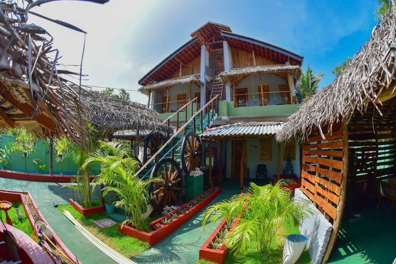 Neem Garden Guest House Batticaloa Exterior foto